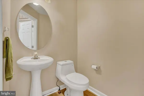 234 JENNY LN, Stewartstown, PA 17363