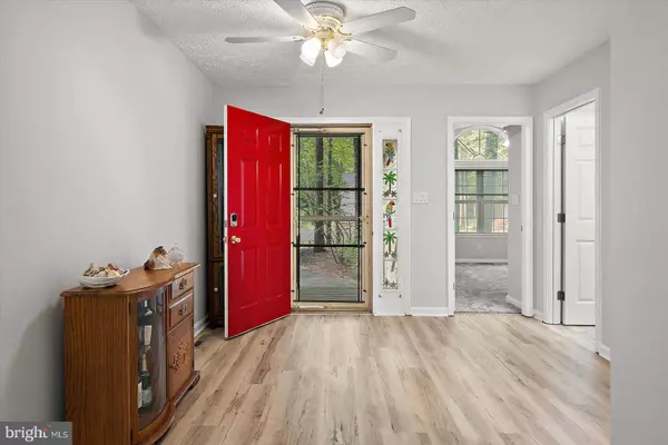 30 CRESTHAVEN DR, Ocean Pines, MD 21811