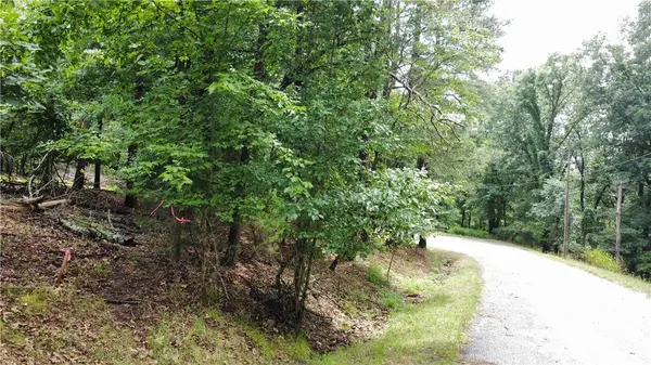 3 Stonehedge Ln, Bella Vista, AR 72714
