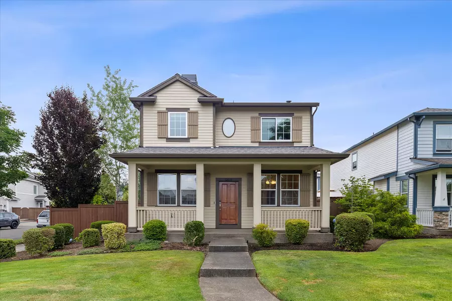 12001 SW Surrey St, Wilsonville, OR 97070-7379