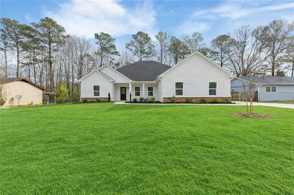 3272 Corktree TRL, Lithonia, GA 30038