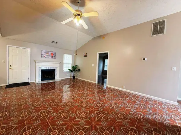 5410 Twin Lakes DR, Atlanta, GA 30349
