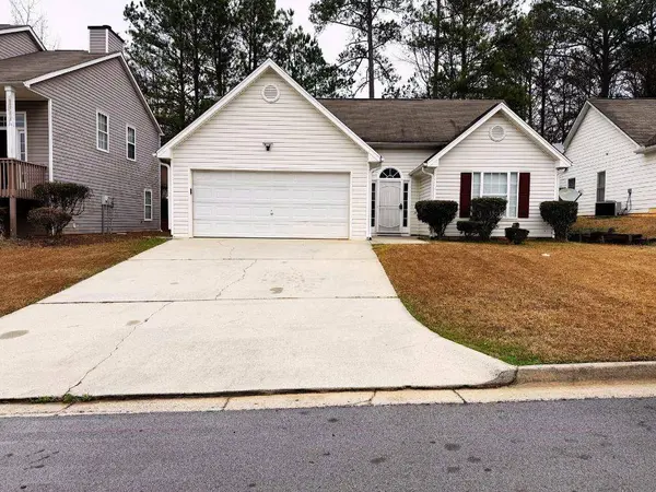 5410 Twin Lakes DR, Atlanta, GA 30349