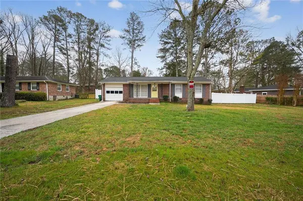 2479 Yolanda TRL, Ellenwood, GA 30294