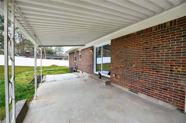 2479 Yolanda TRL, Ellenwood, GA 30294