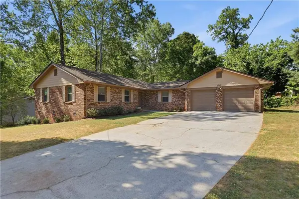 5569 Shadow Rock DR, Lithonia, GA 30058