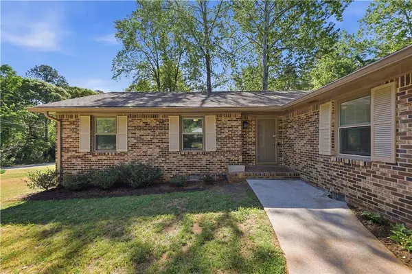 5569 Shadow Rock DR, Lithonia, GA 30058