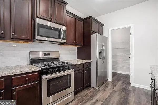 195 Enon Mill LN, Atlanta, GA 30331