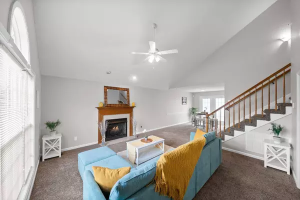 902 Fisher Ct, Clarksville, TN 37042