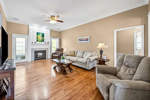 3844 Parade Dr, Clarksville, TN 37040
