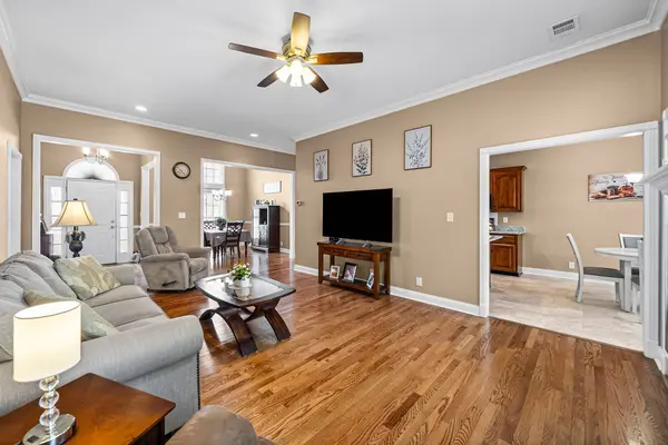 3844 Parade Dr, Clarksville, TN 37040