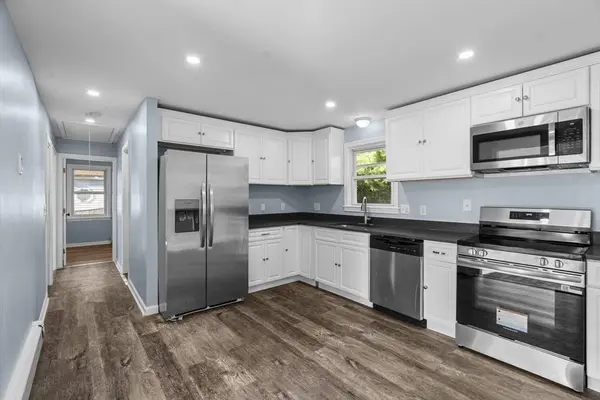 28 Crescent Ave, Brockton, MA 02302