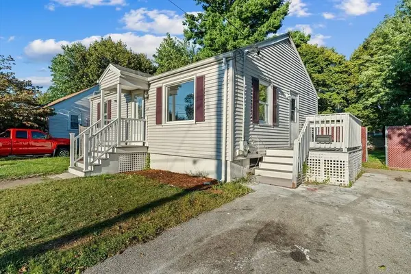 28 Crescent Ave, Brockton, MA 02302