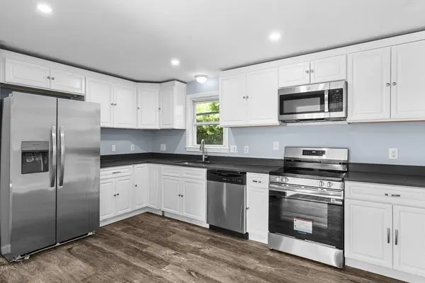 28 Crescent Ave, Brockton, MA 02302