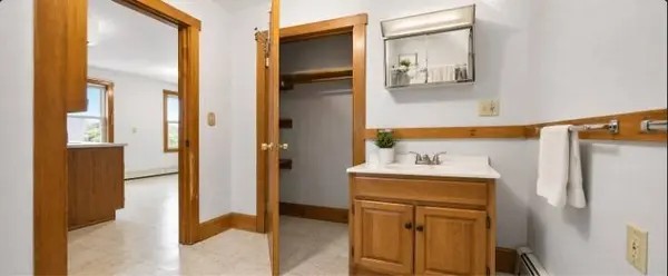11 Powers Ave #3, Taunton, MA 02780