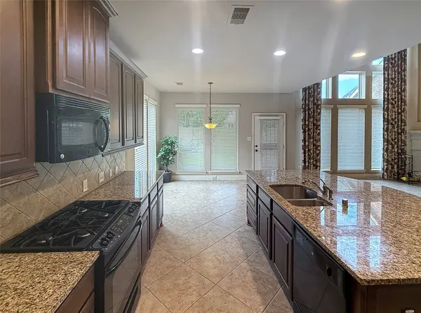 13505 Sweet Wind CT, Pearland, TX 77584