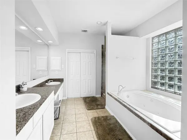 2322 Chappell LN, Missouri City, TX 77459