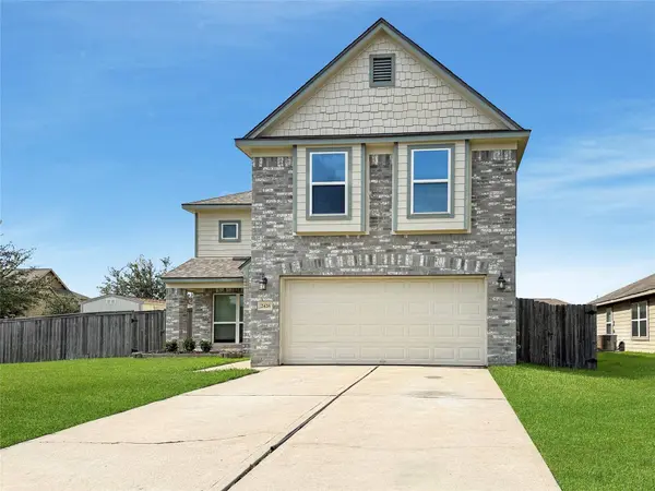 2426 Zephyr LN