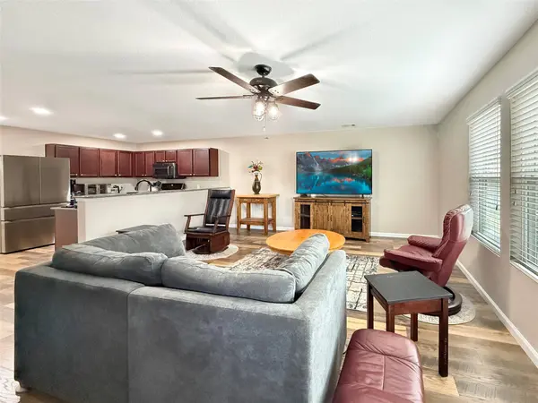 2426 Zephyr LN, Rosenberg, TX 77471