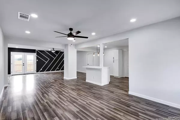 250 Lilla Jean, San Antonio, TX 78223