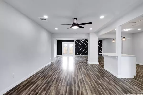 250 Lilla Jean, San Antonio, TX 78223