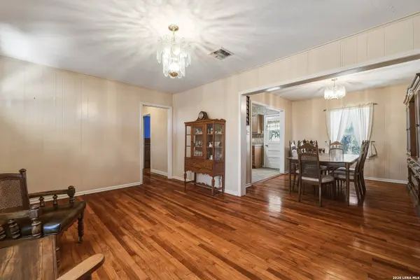 6730 E Loop 1604 S, Adkins, TX 78101