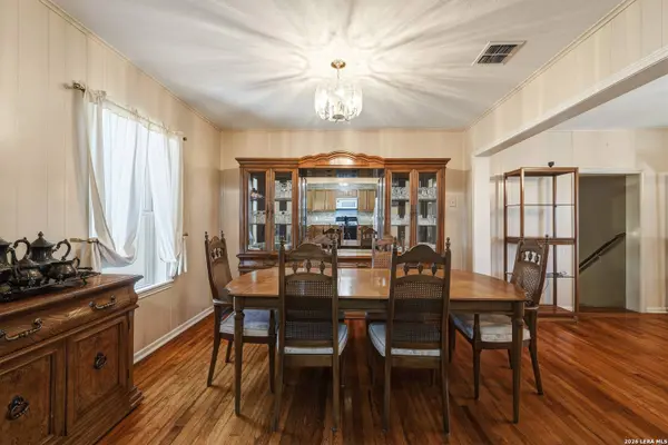 6730 E Loop 1604 S, Adkins, TX 78101