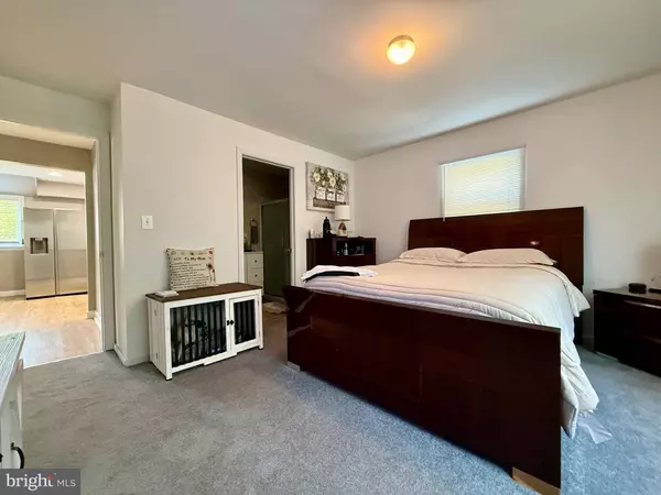 573 KESSEL AVE, Franklinville, NJ 08322