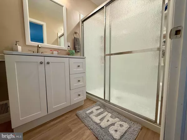 573 KESSEL AVE, Franklinville, NJ 08322