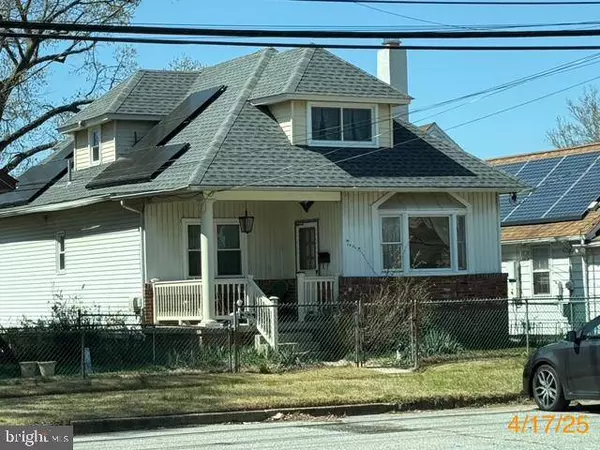 814 HESSIAN AVE, National Park, NJ 08063