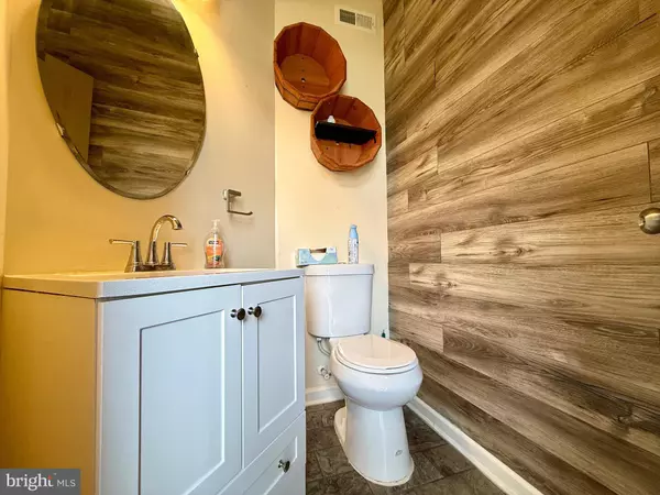 412 CONCETTA DR, Mount Royal, NJ 08061