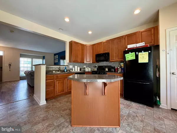 412 CONCETTA DR, Mount Royal, NJ 08061