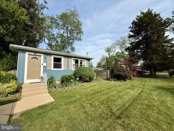 207 N ALBERTSON AVE, Magnolia, NJ 08049