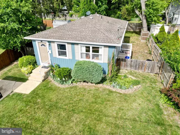 207 N ALBERTSON AVE, Magnolia, NJ 08049