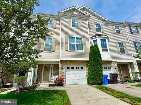 95 OAKRIDGE DR, Mount Royal, NJ 08061