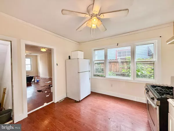 224 N KING ST, Gloucester City, NJ 08030