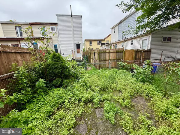 224 N KING ST, Gloucester City, NJ 08030