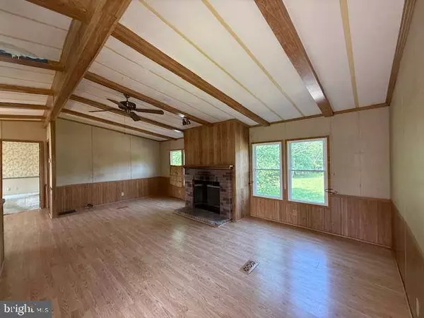 921 GREEN AVE, Williamstown, NJ 08094