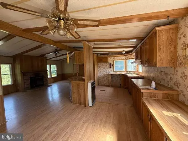 921 GREEN AVE, Williamstown, NJ 08094