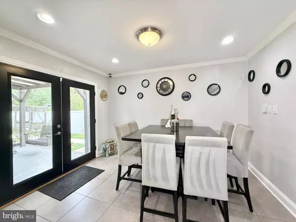 434 SUMMIT AVE, Woodbury, NJ 08096