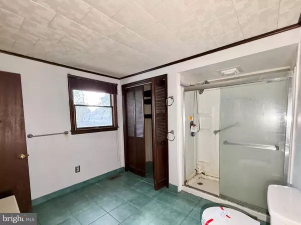 1517 FAIRTON RD, Millville, NJ 08332