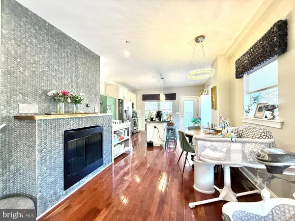 165 W THOMPSON ST, Philadelphia, PA 19122