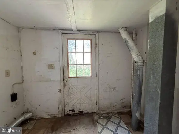 37 ASHLAND AVE, Sicklerville, NJ 08081