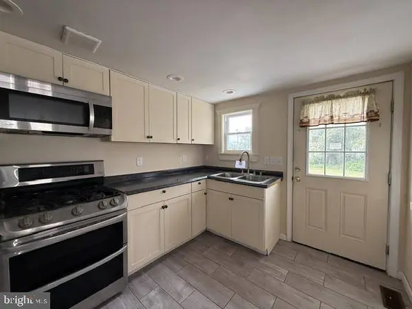 348 MAIN ST, Cedarville, NJ 08311