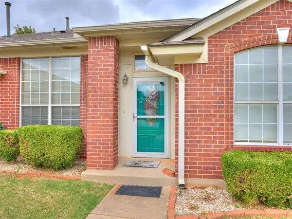 2820 Weymouth CT, Norman, OK 73071