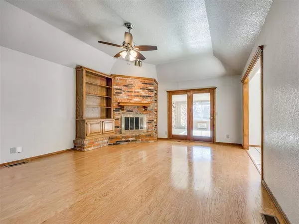 7230 NW 115th ST, Oklahoma City, OK 73162