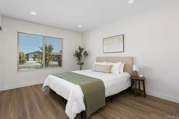 1385 Temple Heights DR, Oceanside, CA 92056