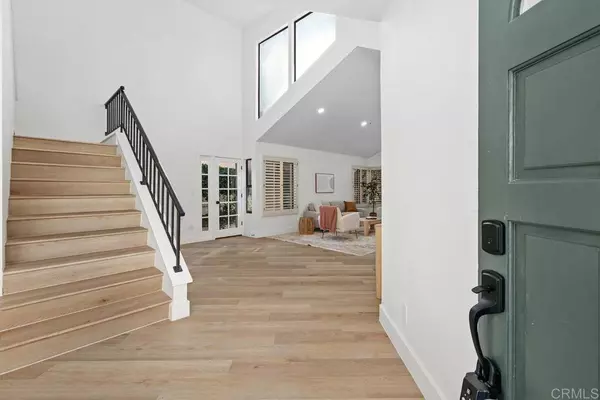 2533 Holly Valley DR, Vista, CA 92084