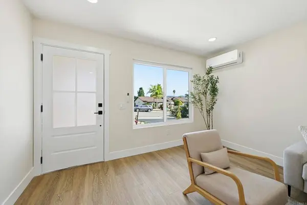 1409 Temple Heights DR, Oceanside, CA 92056