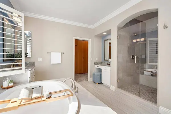 3015 Corte Tilo, Carlsbad, CA 92009